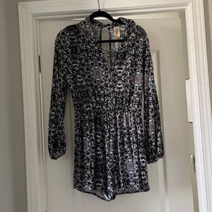 Long sleeve romper